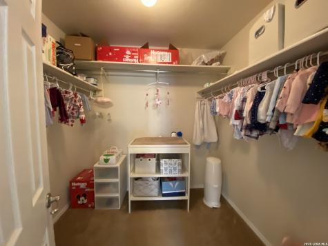 7915 Colonia San Antonio TX 78254