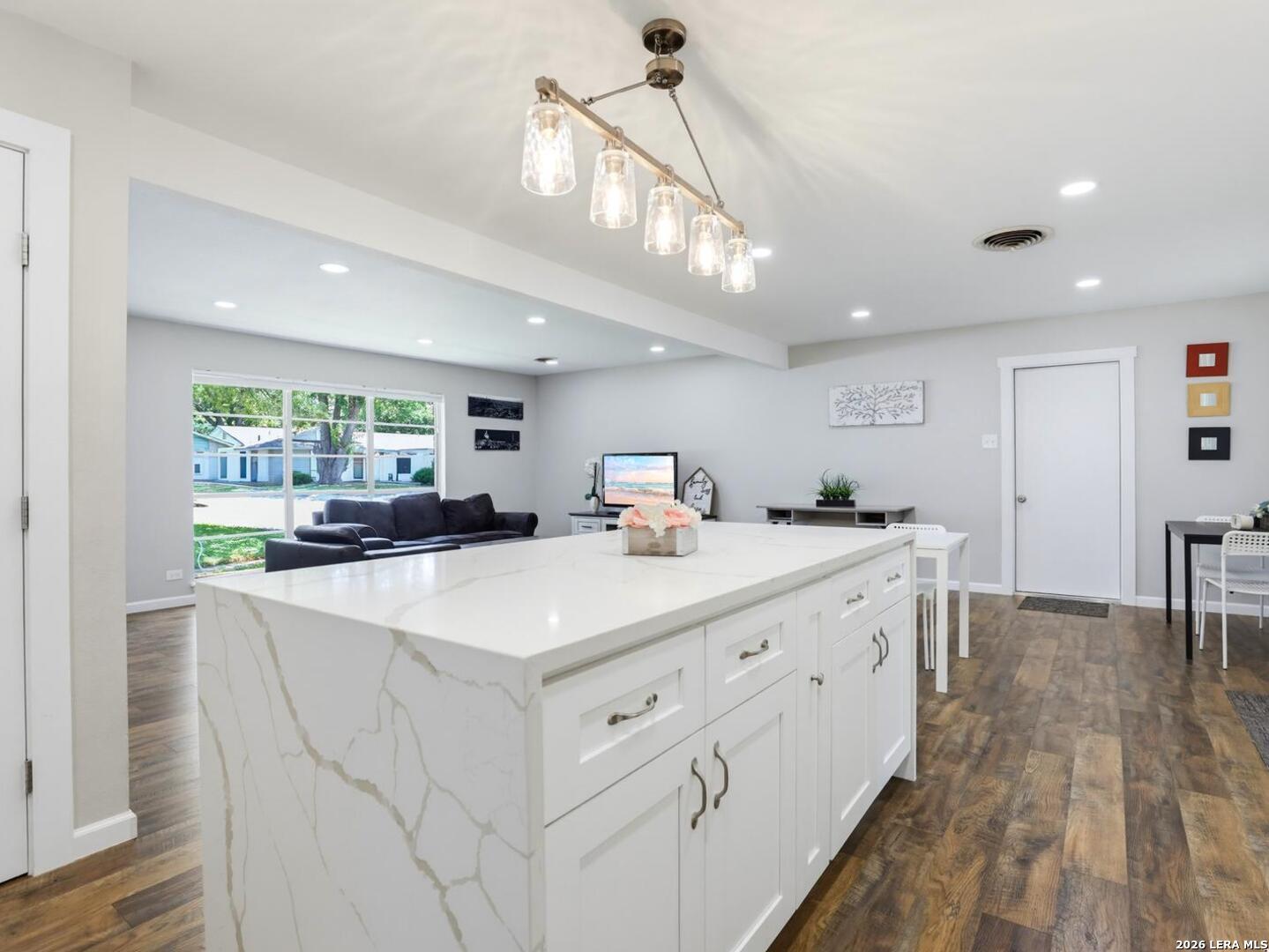 6237 Dove Hill Drive San Antonio TX 78238
