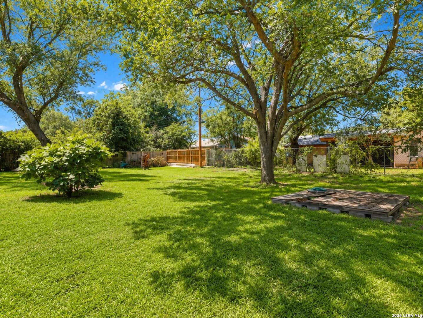 6237 Dove Hill Drive San Antonio TX 78238