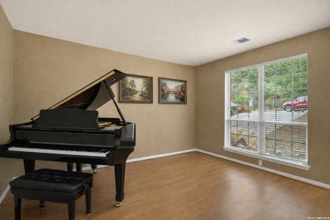 21007 La Pena San Antonio TX 78258