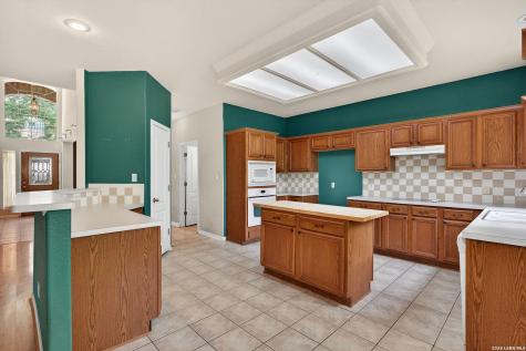 21007 La Pena San Antonio TX 78258