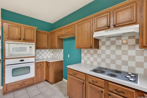 21007 La Pena San Antonio TX 78258
