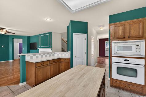 21007 La Pena San Antonio TX 78258