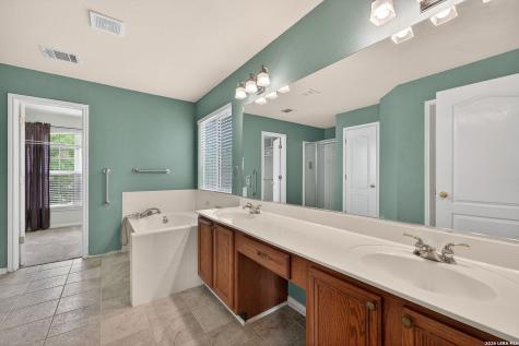 21007 La Pena San Antonio TX 78258