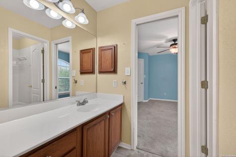 21007 La Pena San Antonio TX 78258