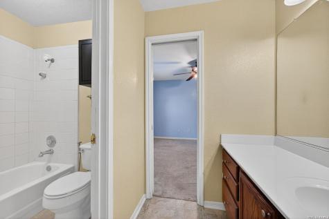 21007 La Pena San Antonio TX 78258
