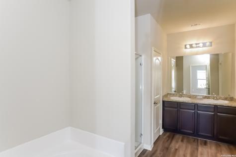 7811 Oxbow Way San Antonio TX 78254