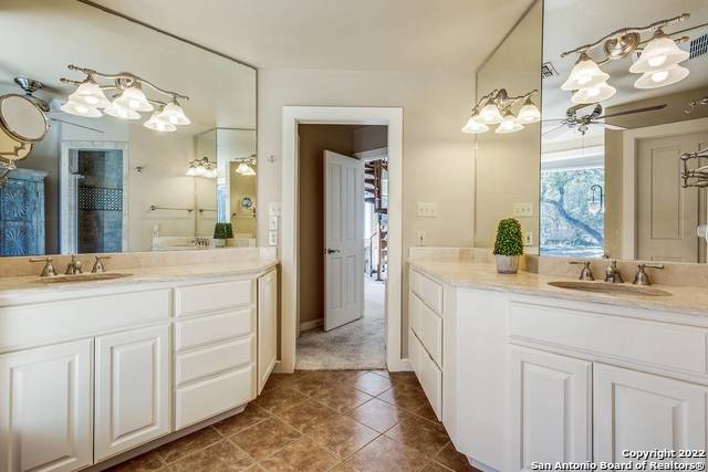 31721 Wild Oak Hill Fair Oaks Ranch TX 78015