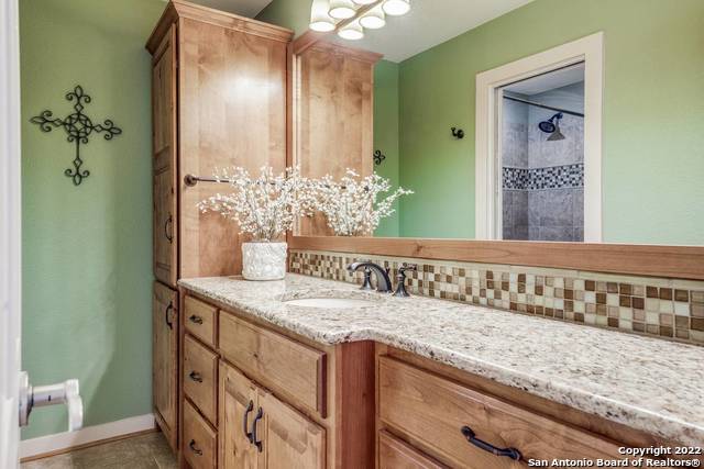 31721 Wild Oak Hill Fair Oaks Ranch TX 78015