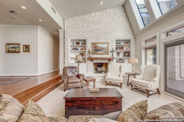 31721 Wild Oak Hill Fair Oaks Ranch TX 78015