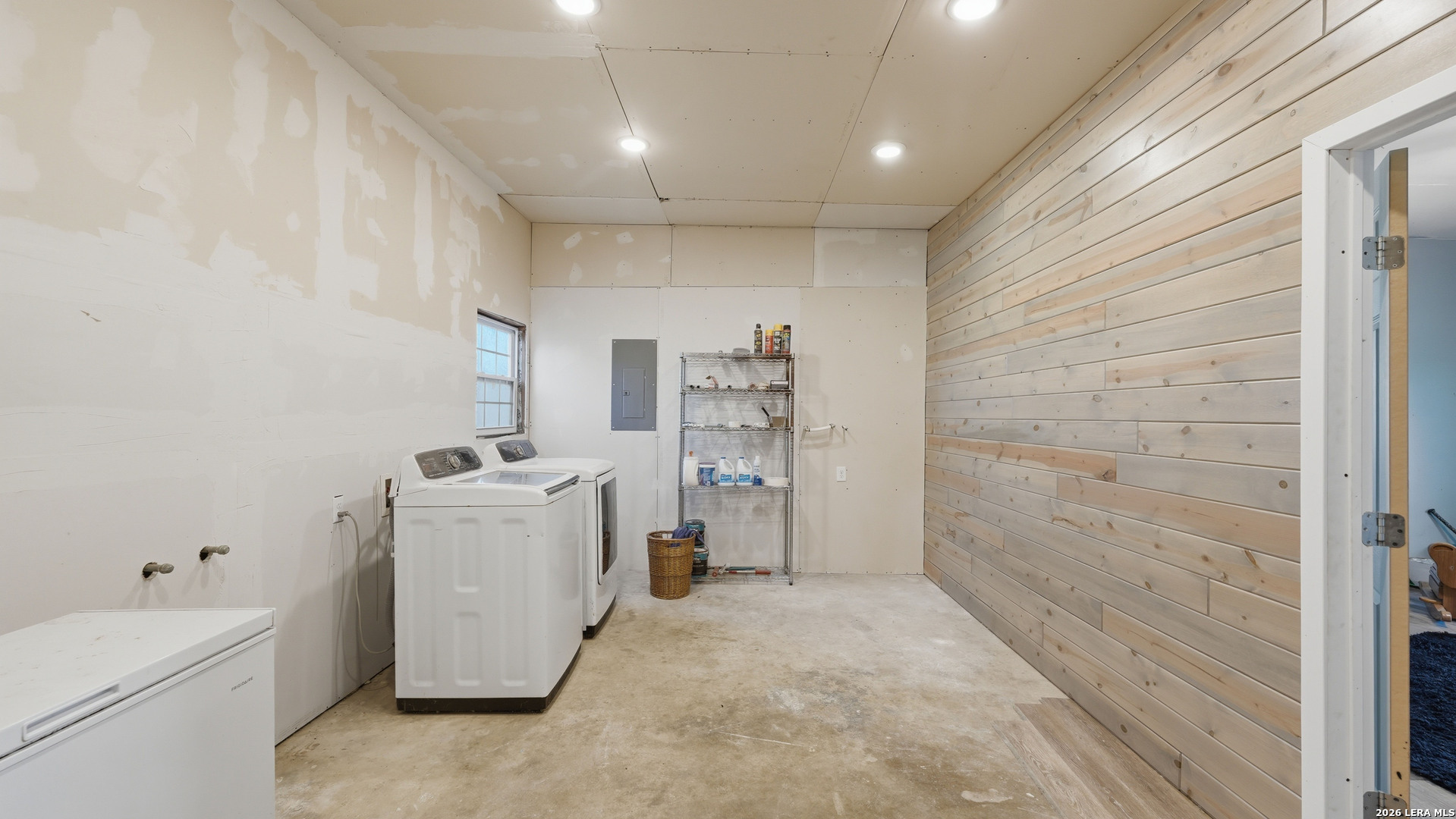 8204 New Sulphur Springs Road San Antonio TX 78263