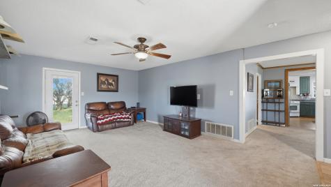 8204 New Sulphur Springs Road San Antonio TX 78263