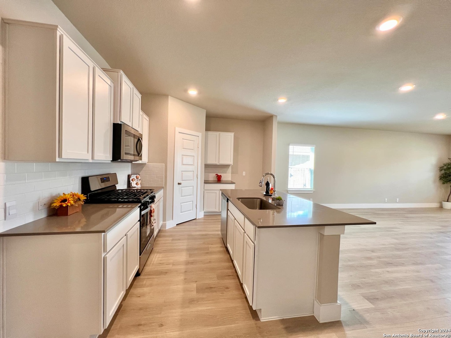 20929 Rindle Lane San Antonio TX 78266