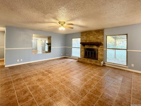 5718 Timberhill San Antonio TX 78238