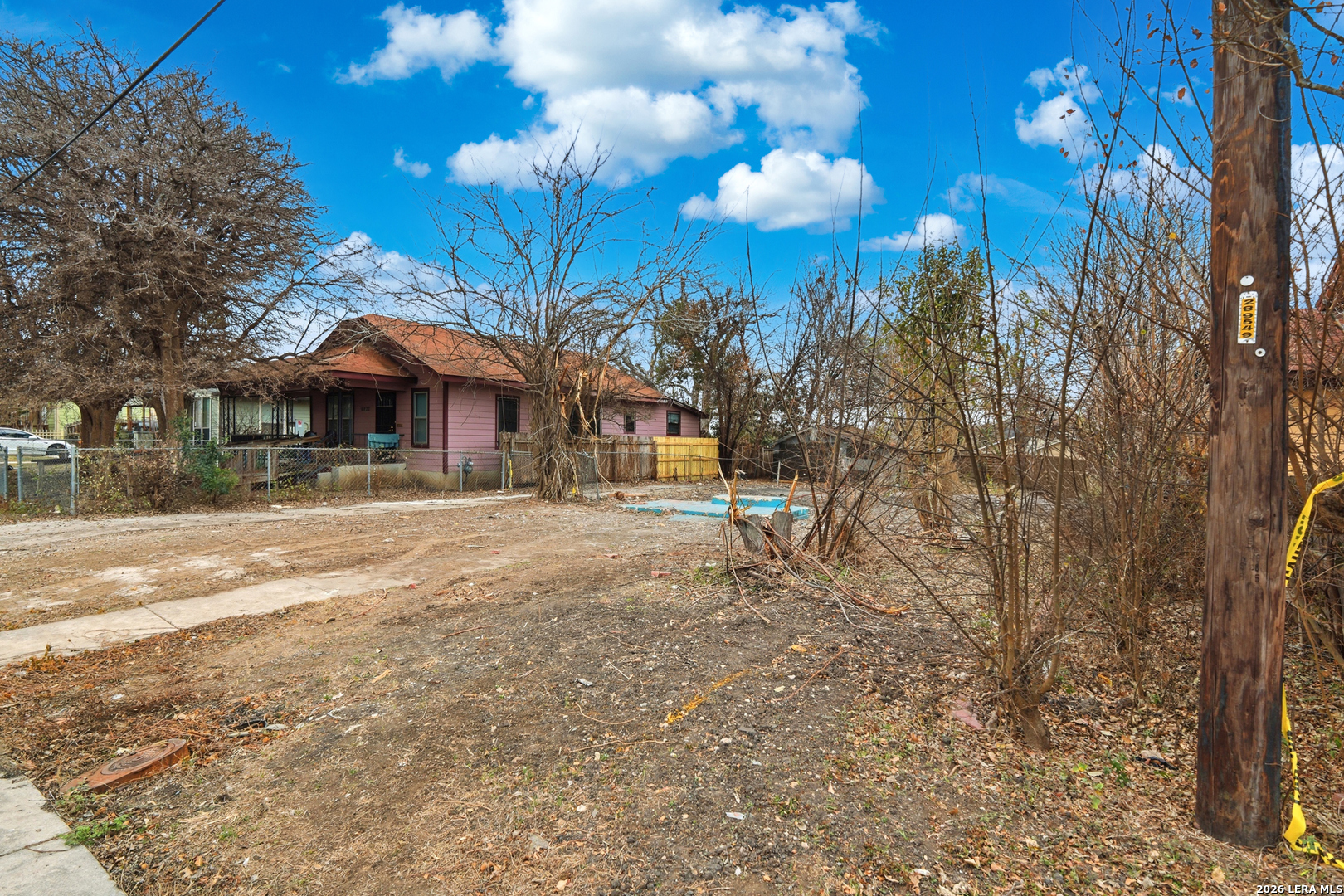 2106 E Crockett Street San Antonio TX 78202