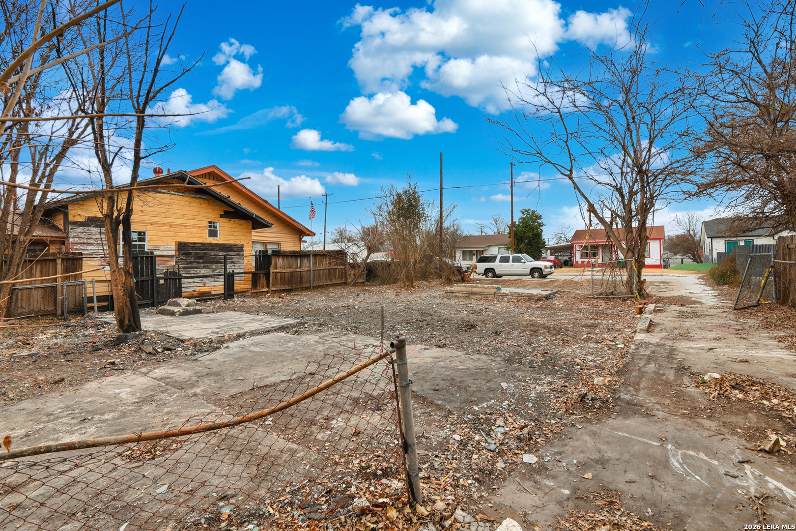 2106 E Crockett Street San Antonio TX 78202