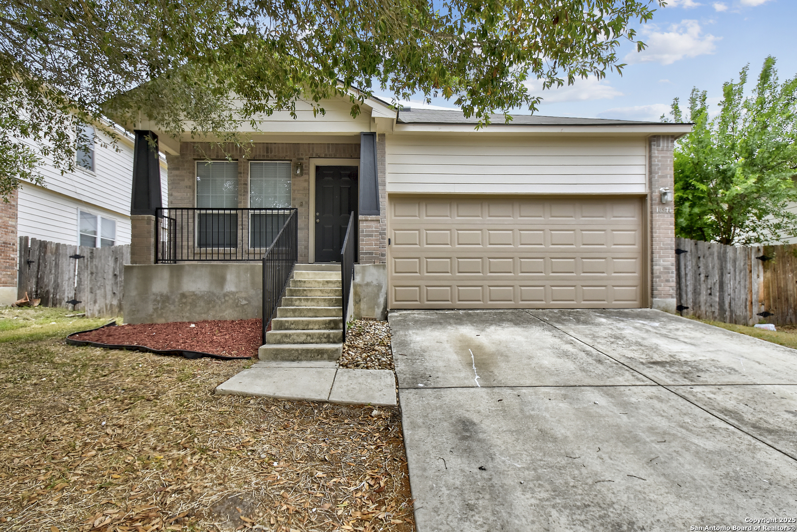 10374 Oakwood Crest San Antonio TX 78245