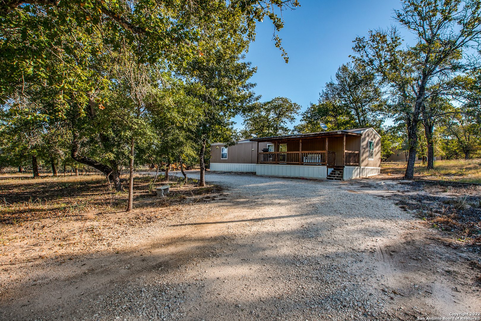 270 Broadway Poteet TX 78065