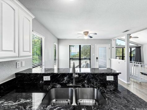 1741 Laurie Drive Canyon Lake TX 78133