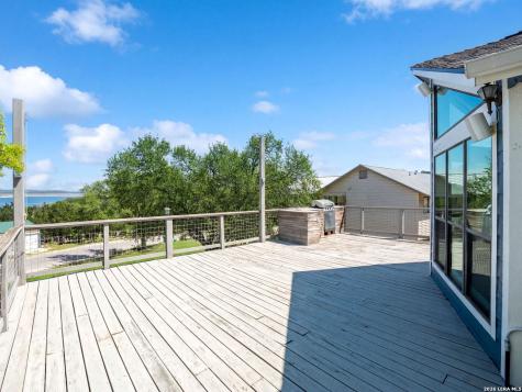 1741 Laurie Drive Canyon Lake TX 78133