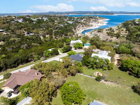 1741 Laurie Drive Canyon Lake TX 78133