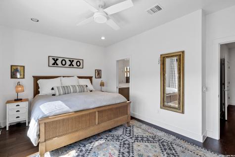 1226 S Presa #104 San Antonio TX 78210