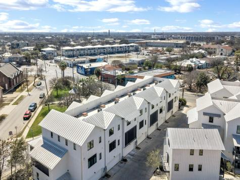 1226 S Presa #104 San Antonio TX 78210
