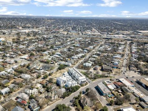 1226 S Presa #104 San Antonio TX 78210