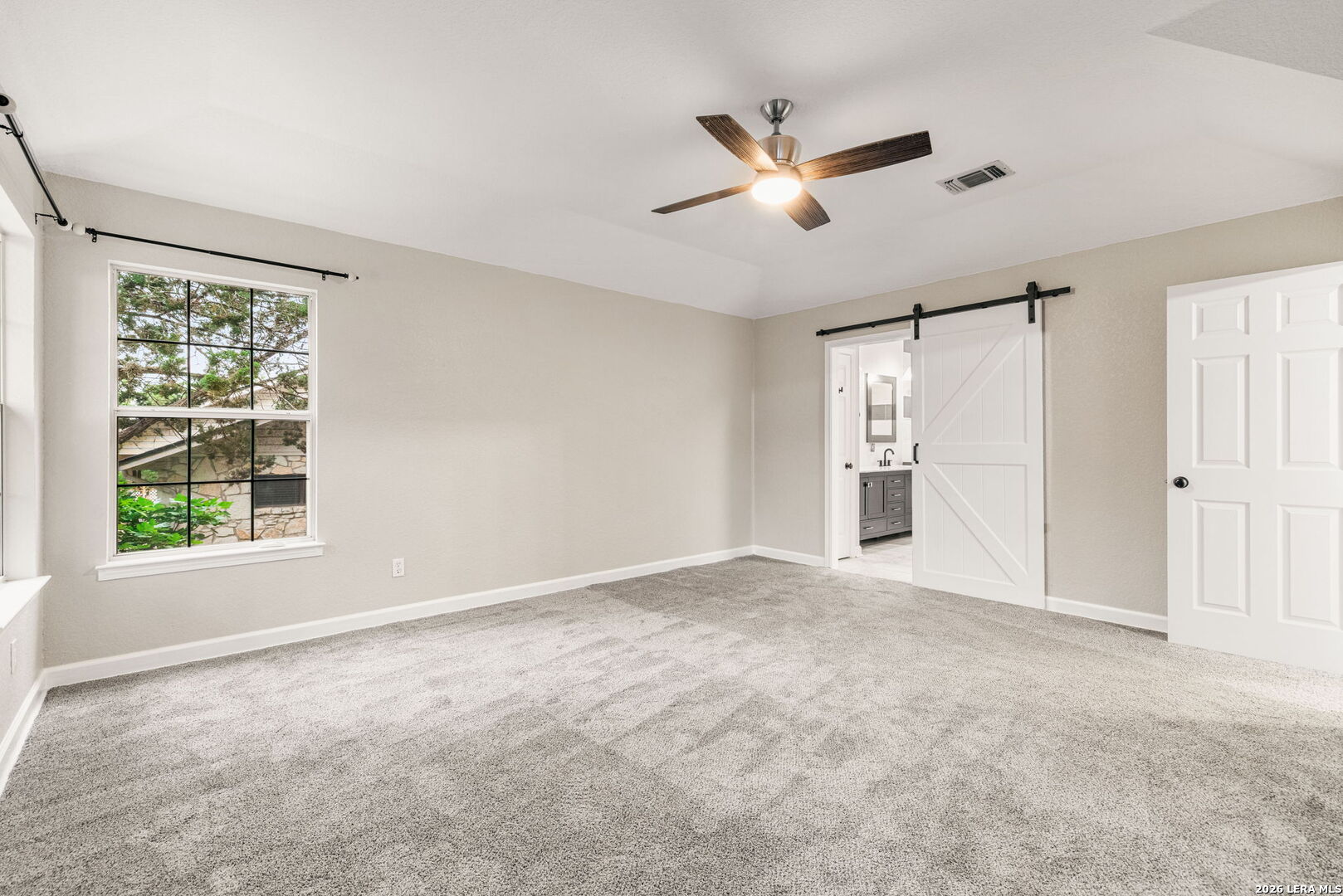 1122 Midnight San Antonio TX 78260