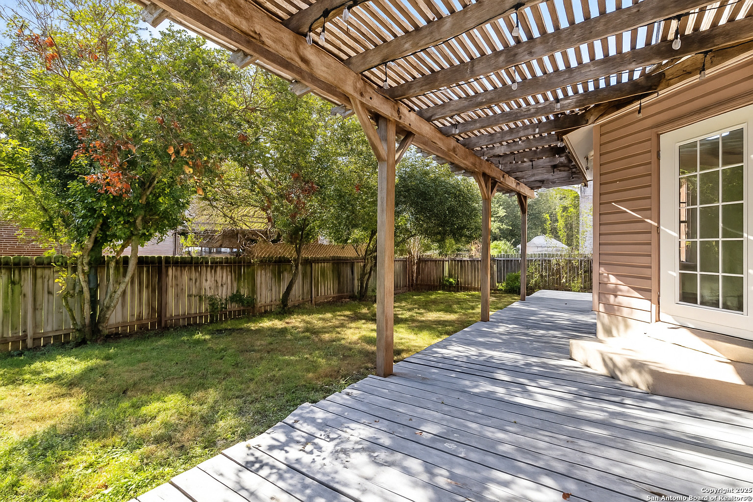 1687 Fir Circle Schertz TX 78154
