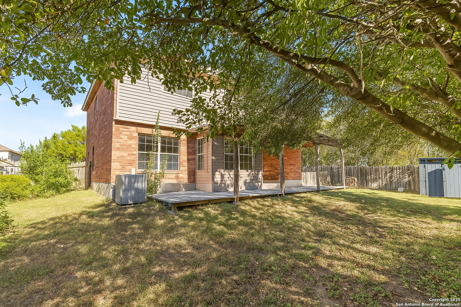 1687 Fir Circle Schertz TX 78154