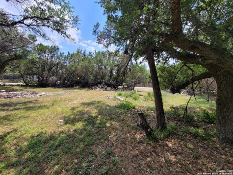 478 W Clark Canyon Lake TX 78133