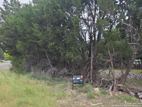 478 W Clark Canyon Lake TX 78133