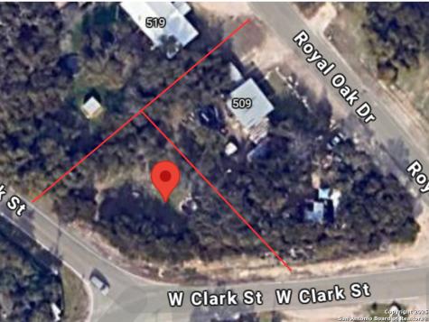 478 W Clark Canyon Lake TX 78133