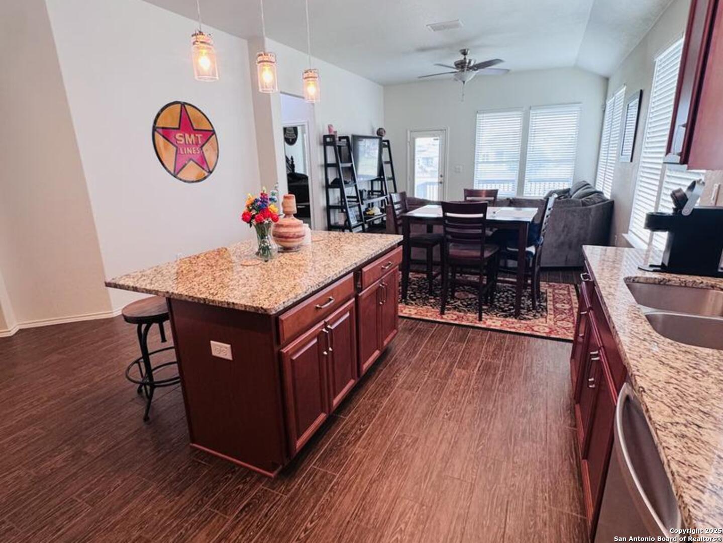 6626 Bowie Cove Schertz TX 78108