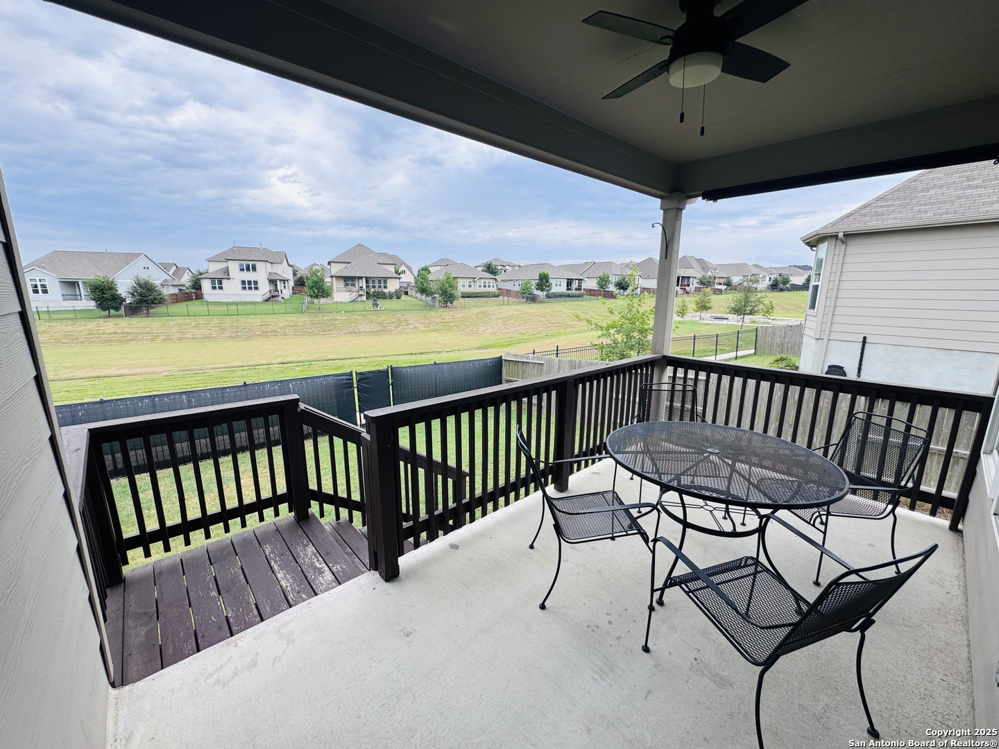 6626 Bowie Cove Schertz TX 78108