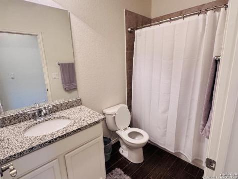 6626 Bowie Cove Schertz TX 78108