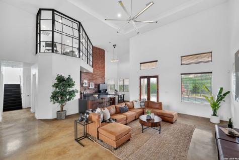 1247 Private Road 3702 San Antonio TX 78253