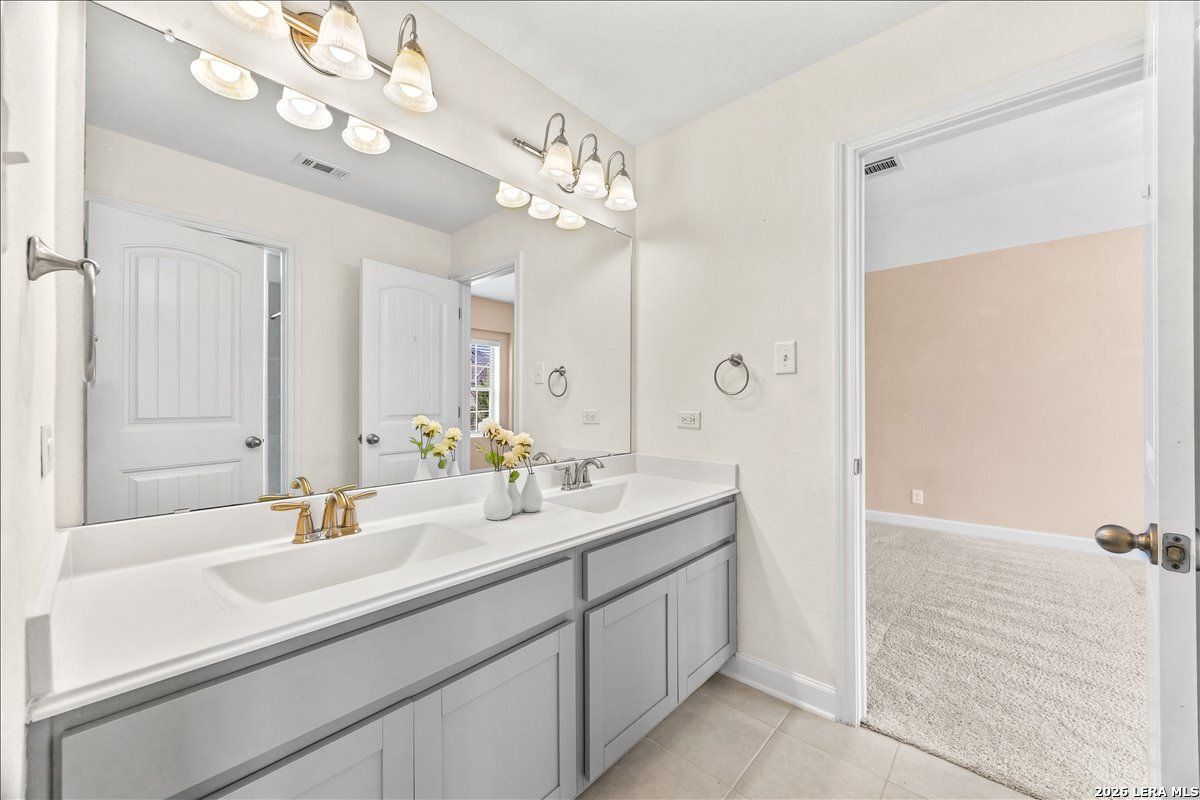 13508 Falls Summit San Antonio TX 78245