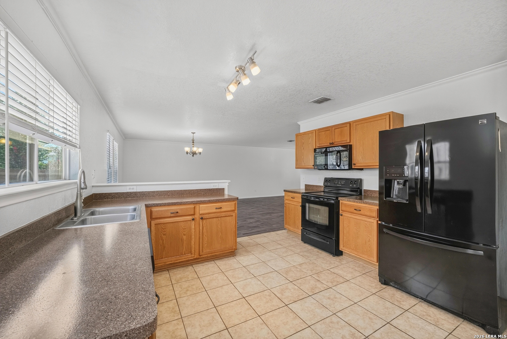 204 Gatewood Oaks Cibolo TX 78108