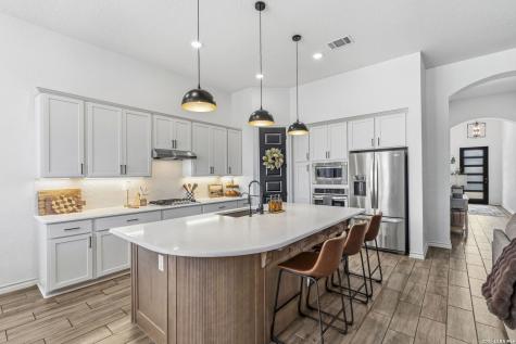 1629 Craftsman New Braunfels TX 78132