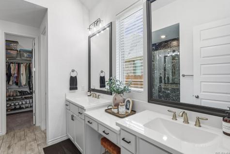 1629 Craftsman New Braunfels TX 78132