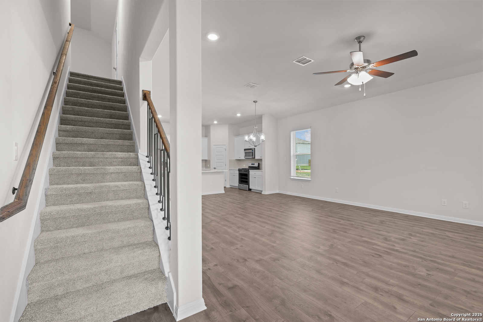 6830 Comanche Post San Antonio TX 78233