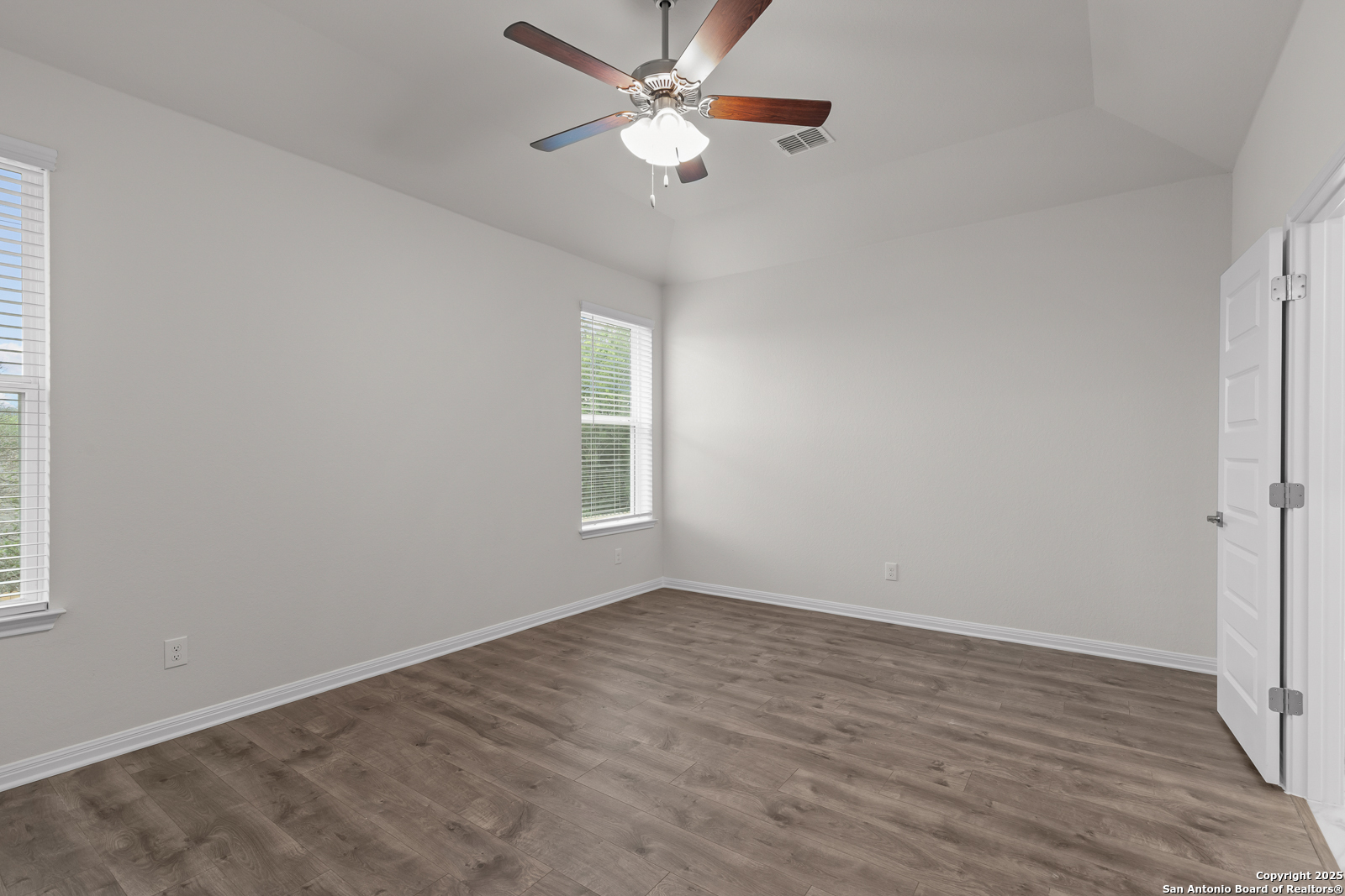 6830 Comanche Post San Antonio TX 78233