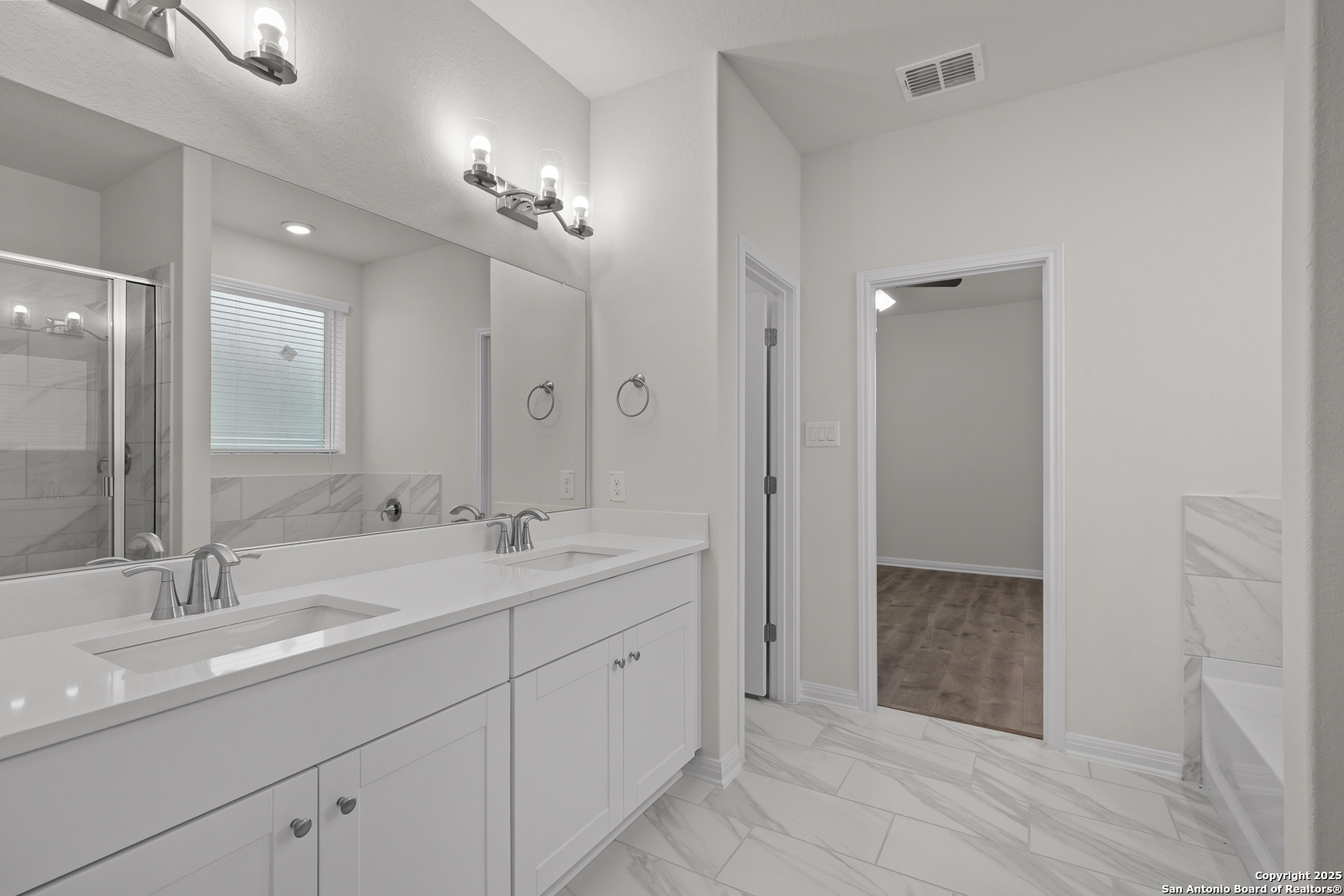 6830 Comanche Post San Antonio TX 78233