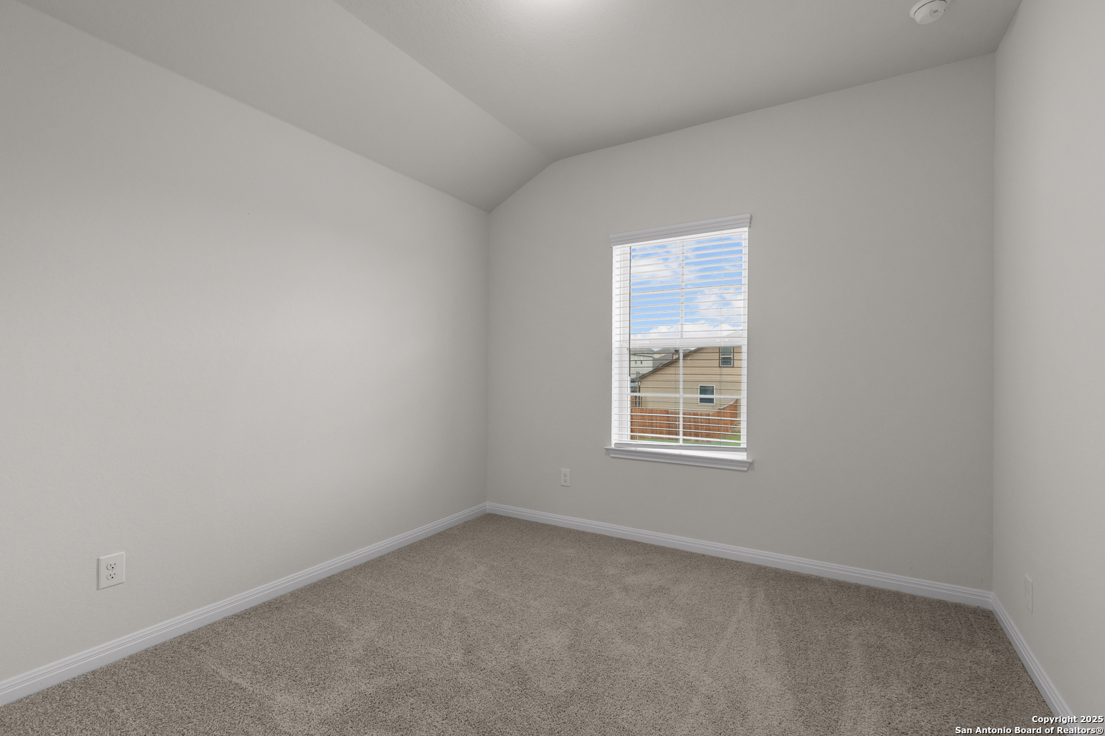 6830 Comanche Post San Antonio TX 78233
