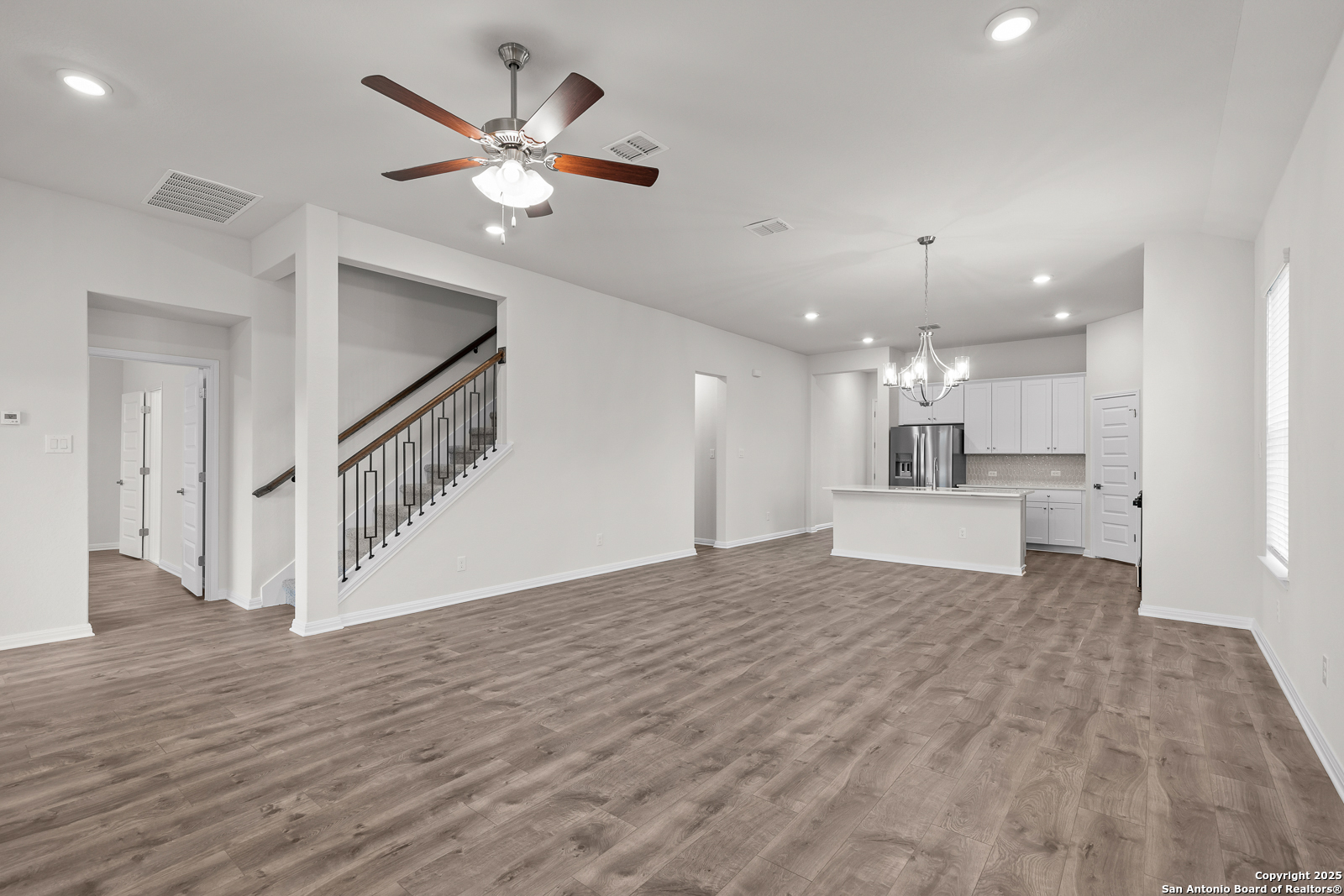 6830 Comanche Post San Antonio TX 78233