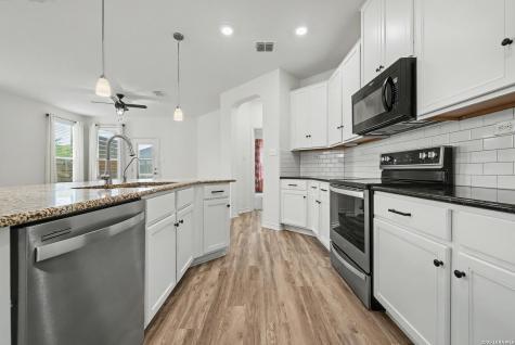 4568 Klein Meadows New Braunfels TX 78130