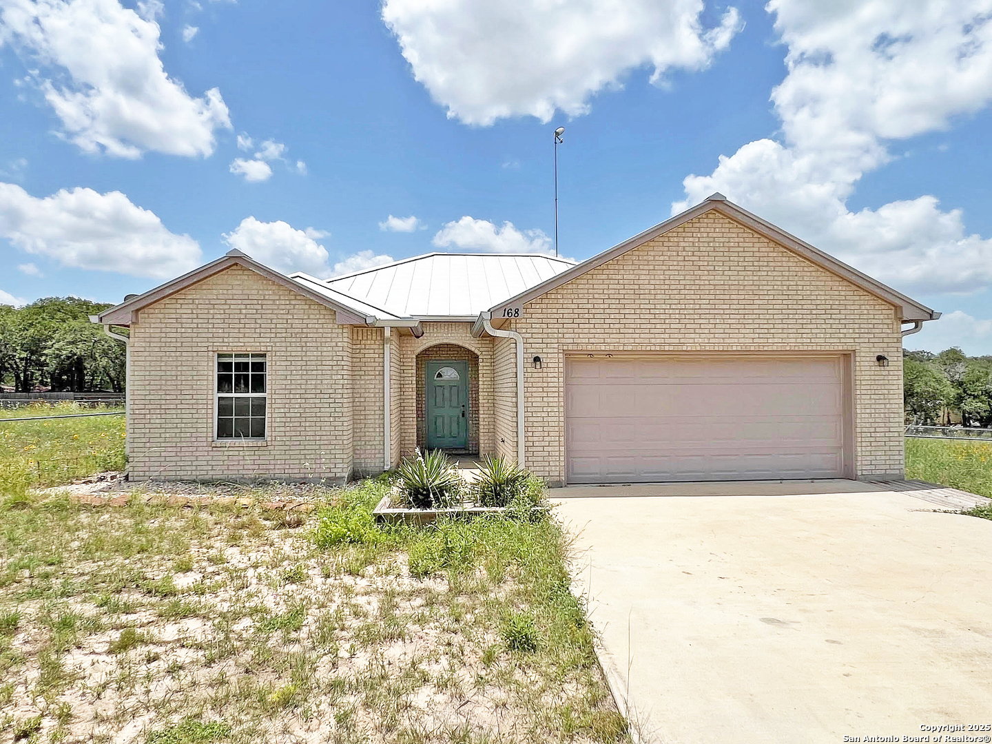 168 Great Oaks Boulevard La Vernia TX 78121