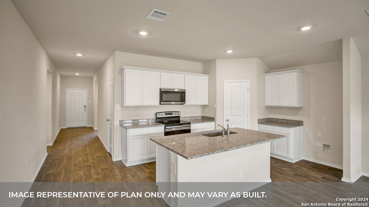 1042 Argonne Forest Seguin TX 78155
